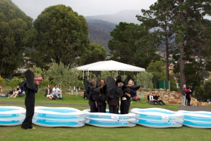 PRESSURE, MONA, 2015