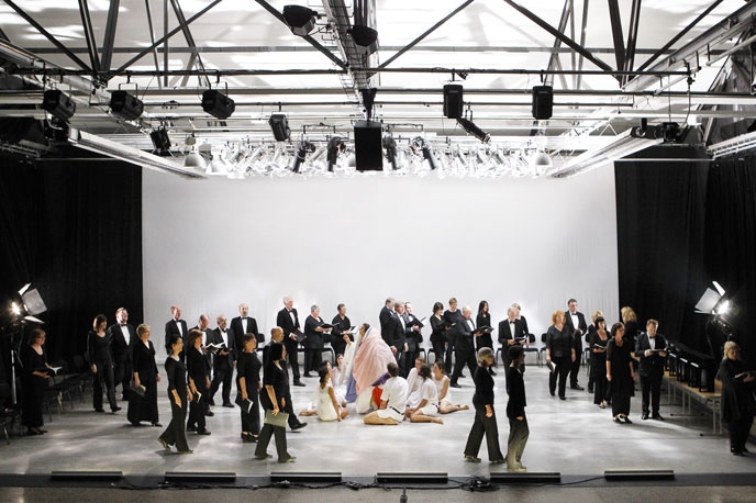 Above, © Jeff Busby, Balletlab 2011